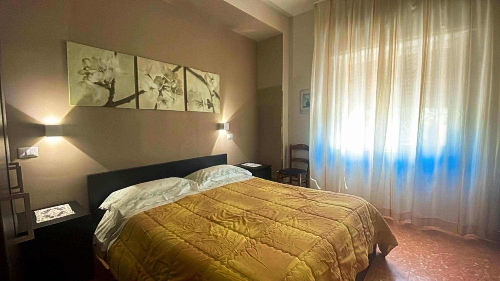 New Royal Bed & Breakfast Аджерола Екстериор снимка