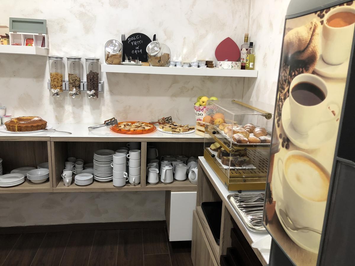 New Royal Bed & Breakfast Аджерола Екстериор снимка