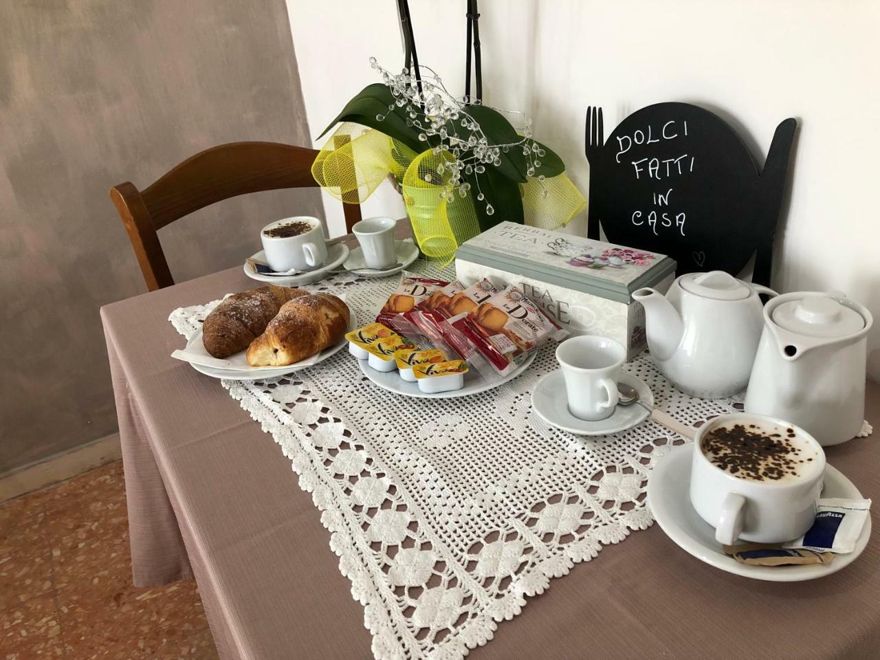 New Royal Bed & Breakfast Аджерола Екстериор снимка